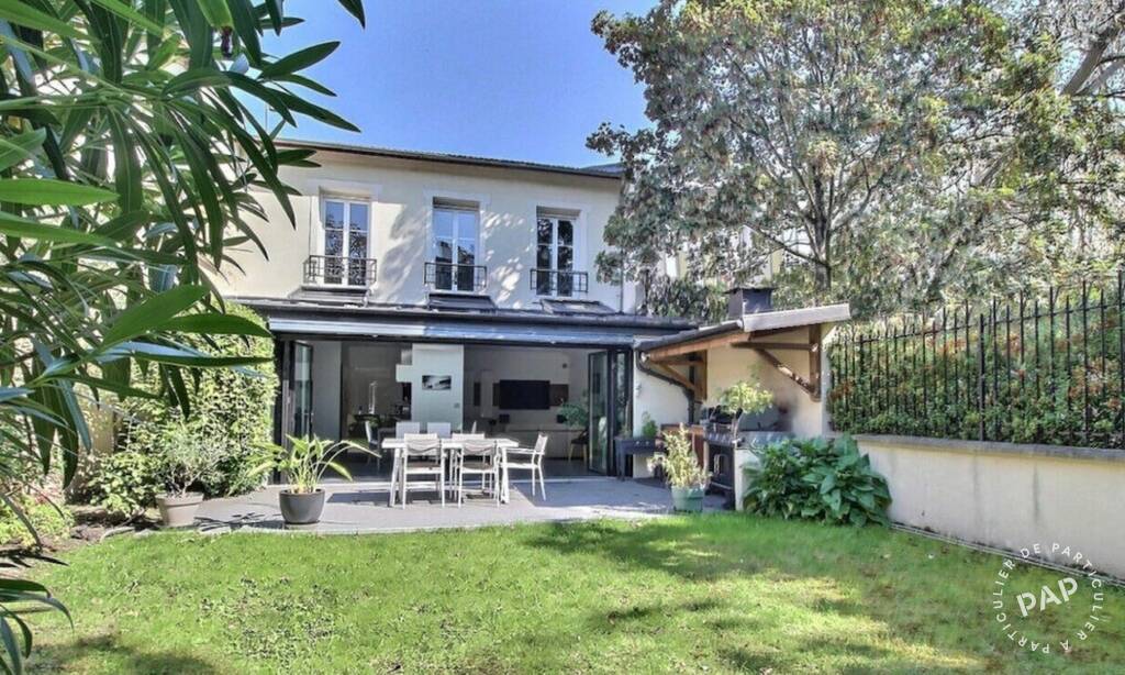 Casa de 5 dormitorios en Maisons-Alfort, France No. 350754