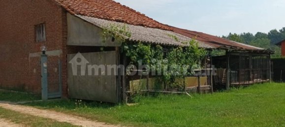 4 Schlafzimmer Haus in Santo Stefano Roero, Italy, Nr. 175956 4