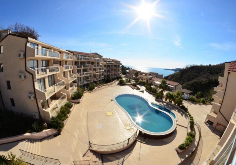 2 bedrooms Apartment in Przno, Montenegro No. 1786