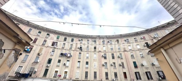 1 غرف نوم شقة في Naples, Italy رقم 94433 7