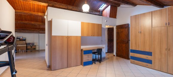 8 Schlafzimmer Haus in Borgo Tossignano, Italy, Nr. 376772 18