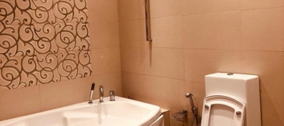 4 bedrooms Apartment in Nasimi, Azerbaijan No. 1261 3