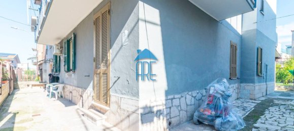 2 غرف نوم شقة في Tivoli, Italy رقم 120282 18