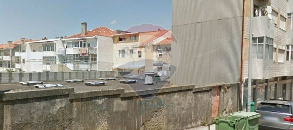 536m² Building in Porto, Portugal No. 136508 5