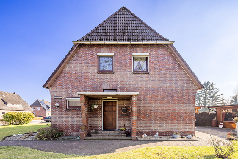 Таунхаус с 4 комнатами в Бремен, Германия № 27499