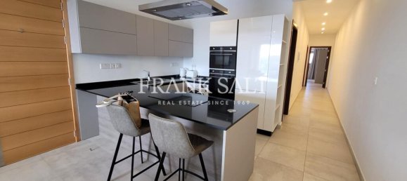 2 bedrooms Apartment in Sliema, Malta No. 6944 8