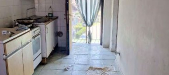 Studio in Bareggio, Italy No. 218945 3