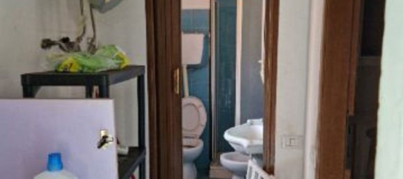 Studio in Bareggio, Italy No. 218945 4