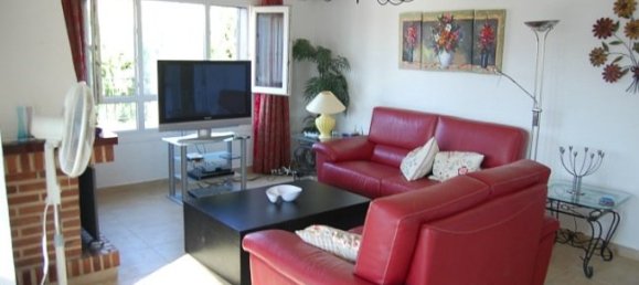 4 bedrooms Villa in Cabo Roig, Spain No. 1032 4