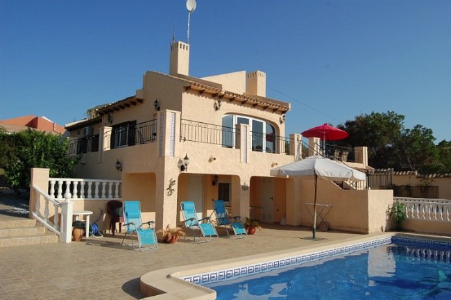 4 bedrooms Villa in Cabo Roig, Spain No. 1032