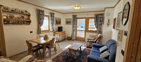 2-salle Appartement à Udine, Italy No. 299946 6