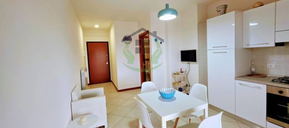 3 bedrooms Apartment in Alba Adriatica, Italy No. 337060 8
