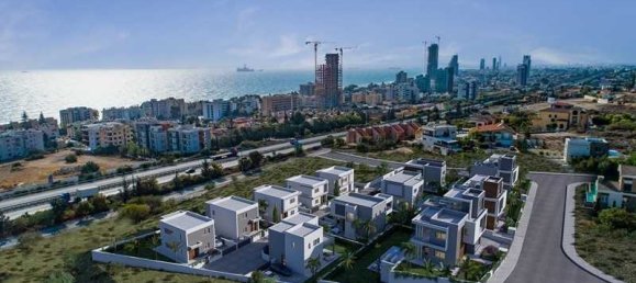 Дом с 2 спальнями в Агиос Тихонас, Кипр № 6712 2