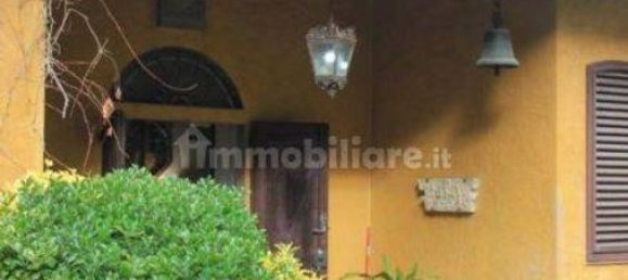 3 bedrooms House in Florence, Italy No. 274006 2