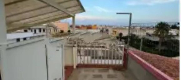 3 rooms Apartment in Torricella, Italy No. 150698 2