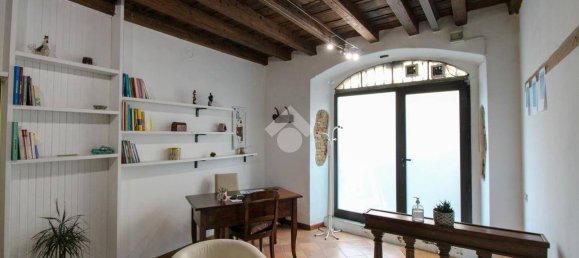 Офис с 1 комнатой в Бергамо, Италия № 85374 9