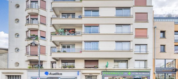 2 bedrooms Apartment in Nogent-sur-Marne, France No. 179598 3