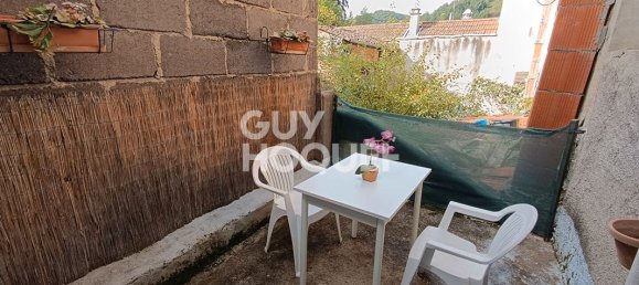 3 bedrooms Townhouse in Sail-sous-Couzan, France No. 197598 8