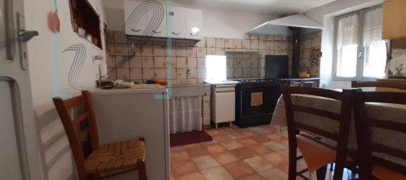 5 rooms House in Pieve di Teco, Italy No. 165110 2