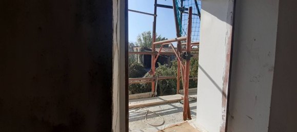 5 rooms House in Lucca, Italy No. 89075 7