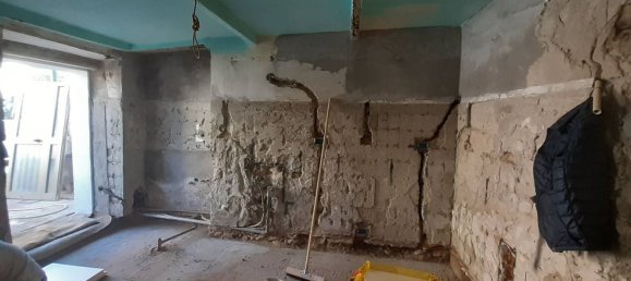 5 rooms House in Lucca, Italy No. 89075 15