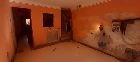 5 rooms House in Lucca, Italy No. 89075 19