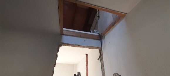 5 rooms House in Lucca, Italy No. 89075 11