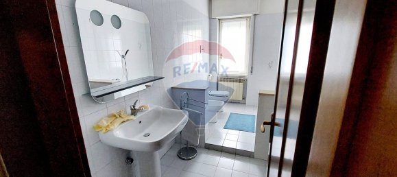 7 rooms House in Endine Gaiano, Italy No. 128970 10