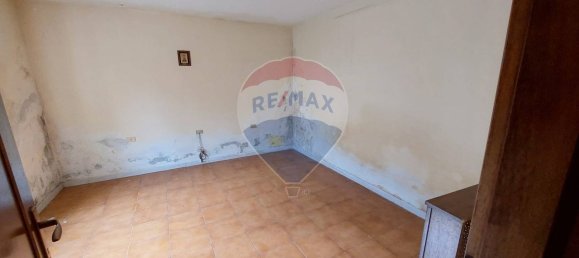 7 rooms House in Endine Gaiano, Italy No. 128970 34