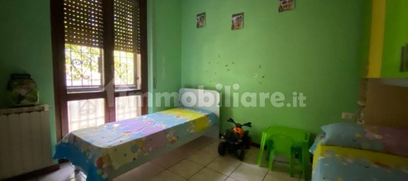 Квартира с 2 спальнями в Галларате, Италия № 367108 11