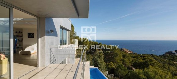 Villa de 4 dormitorios en Palafrugell, Spain No. 86050 12