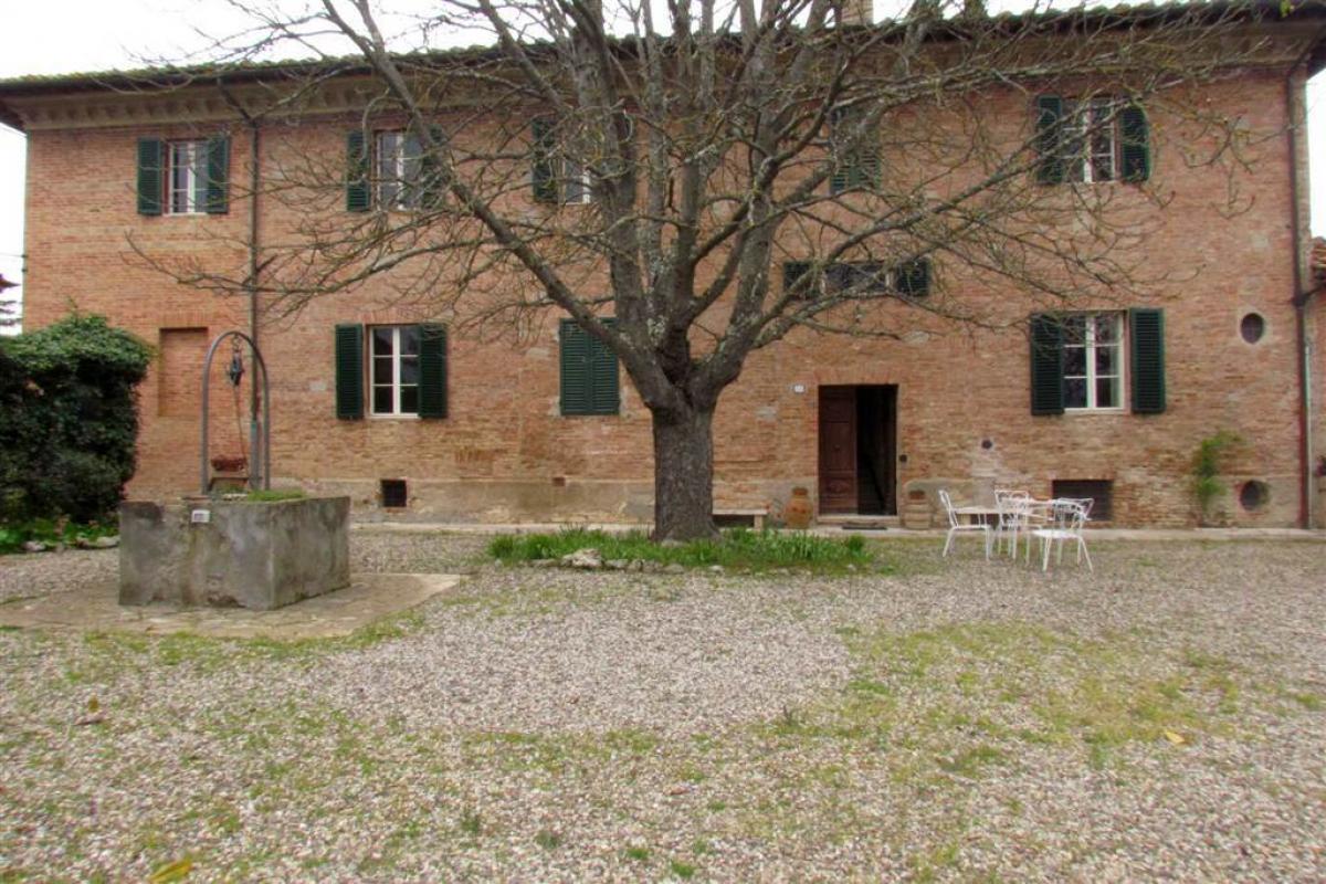 6 Schlafzimmer Wohnung in Siena, Italy, Nr. 951