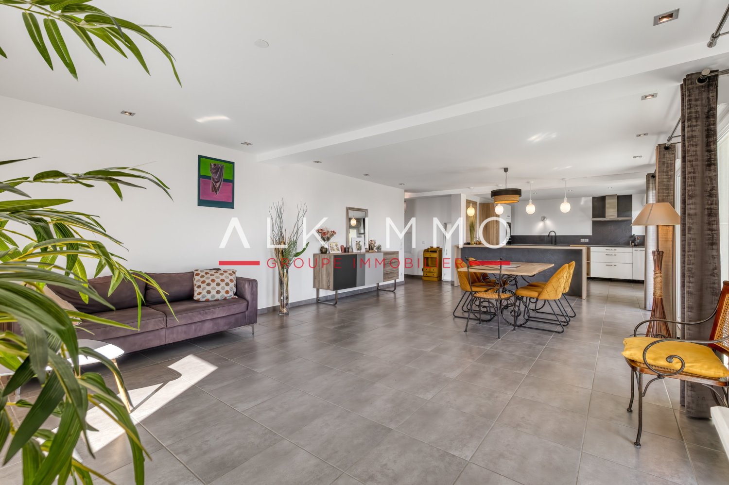 4 bedrooms Apartment in Haute-Savoie, France No. 202041