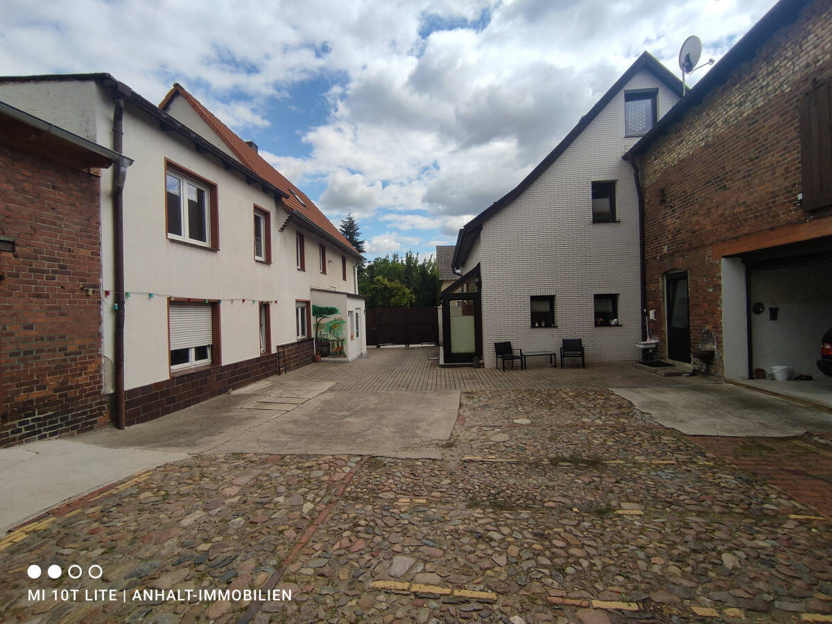6 Schlafzimmer Gebäude in Anhalt-Bitterfeld, Germany, Nr. 264599