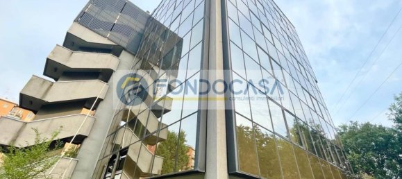 Gebäude in Cologno Monzese, Italy 3016m², Nr. 283354 4