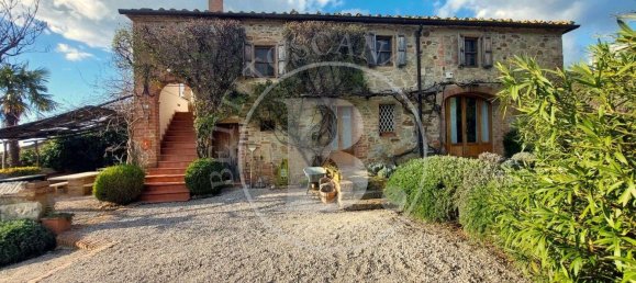 4 bedrooms House in Trequanda, Italy No. 57070 5