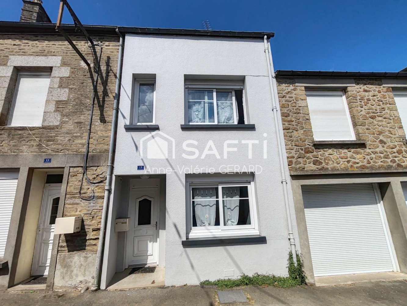 Casa de 2 dormitorios en Fougerolles-du-Plessis, France No. 282470