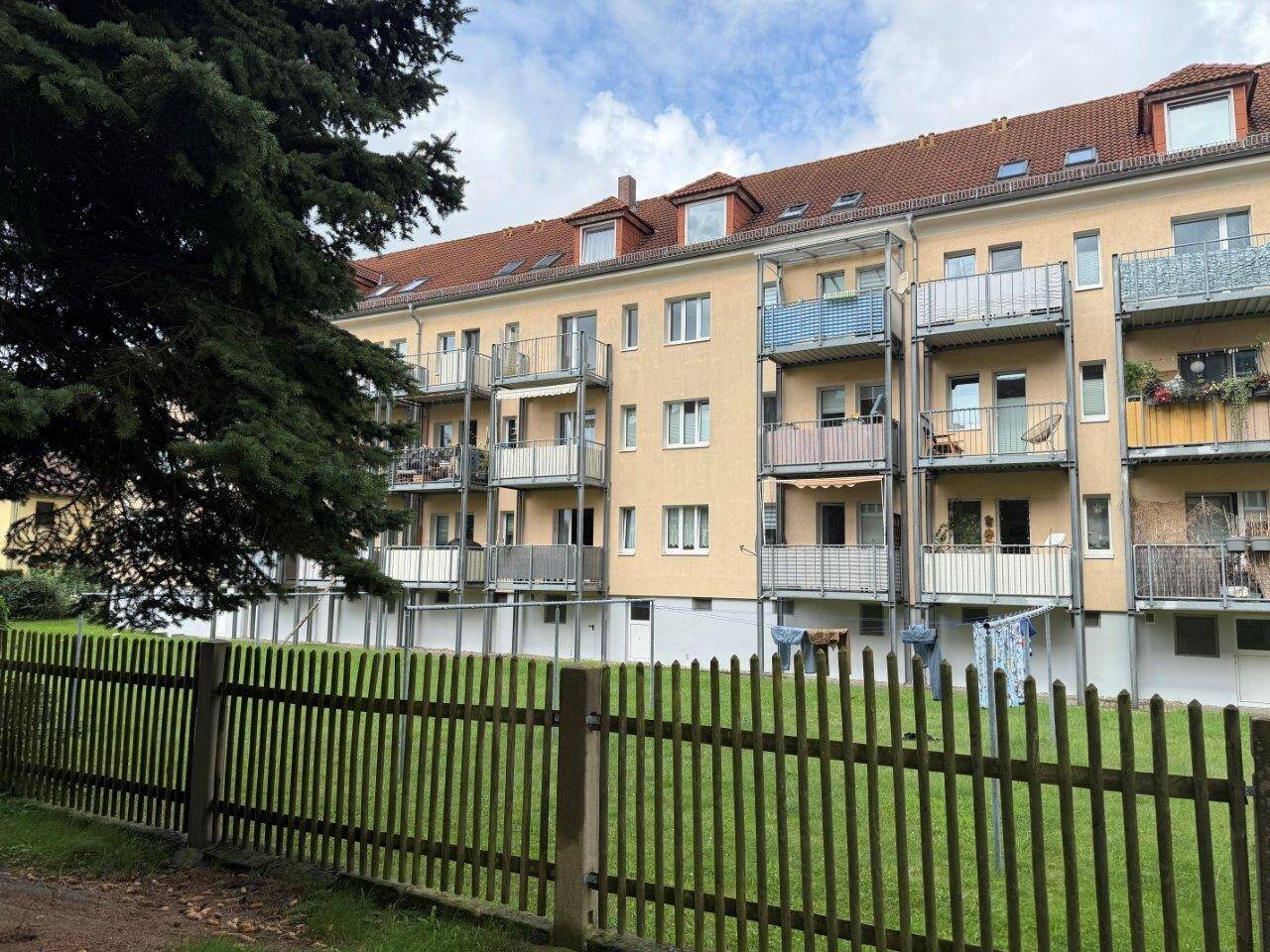 Квартира с 2 комнатами в Дрезден, Германия № 264597