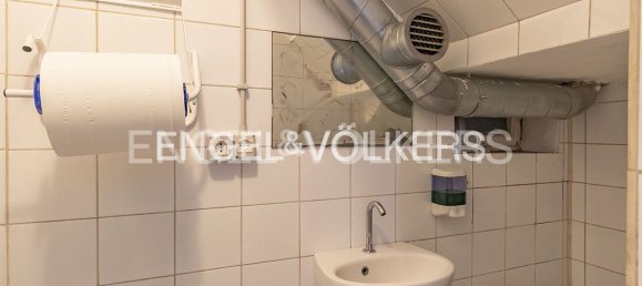 2-salle Propriété commerciale à Rome, Italy No. 63251 10