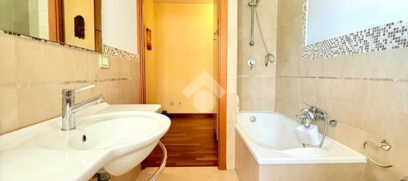 3غرفة شقة في Quartu Sant'Elena, Italy رقم 281169 17