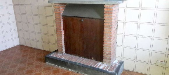 Casa de 9 divisões em Lucca, Italy N.º 72418 2