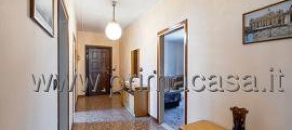 5 rooms Apartment in Correggio, Italy No. 39797 15