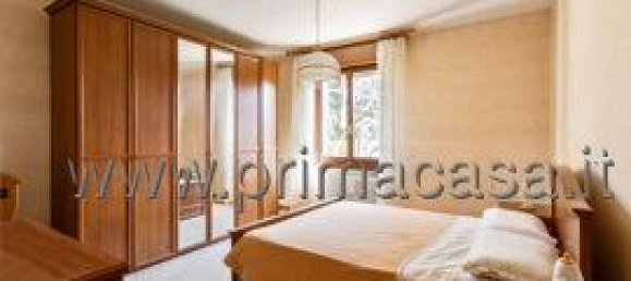 5 rooms Apartment in Correggio, Italy No. 39797 10