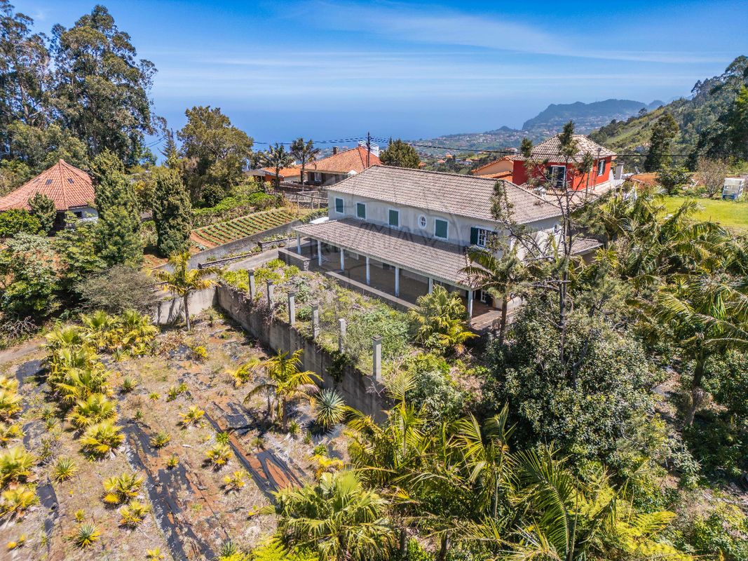 6 bedrooms House in Santana, Portugal No. 28508