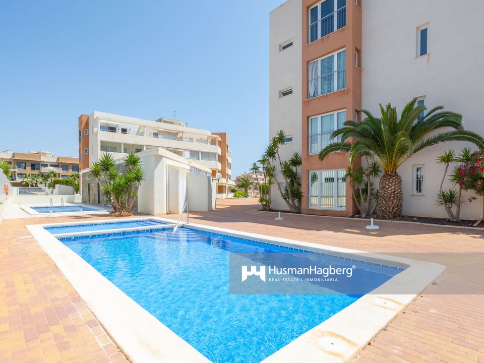 2 bedrooms Apartment in Alicante, Spain No. 181525