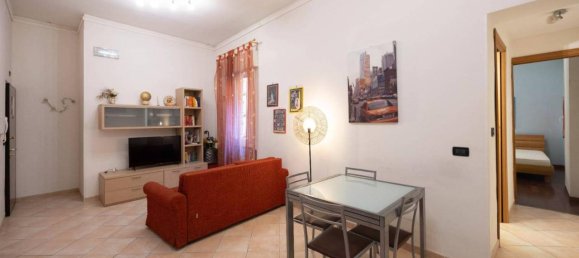 2 rooms Apartment in Bologna, Italy No. 38788 4