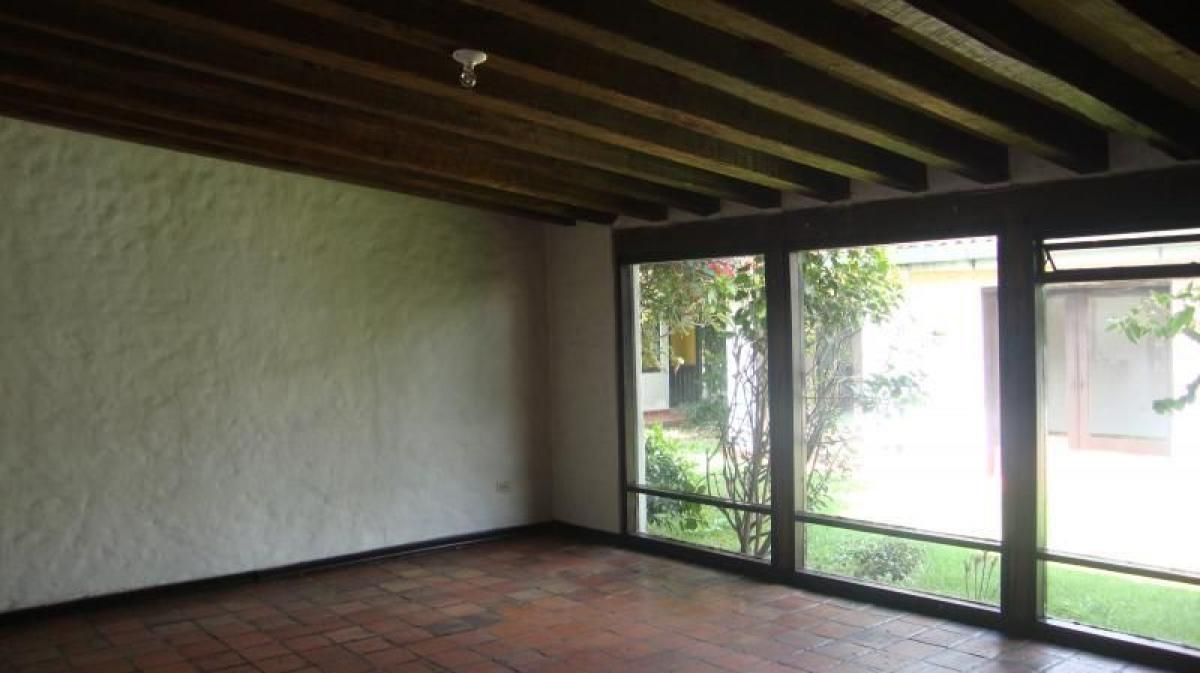8 bedrooms House in Bogota, Colombia No. 11616