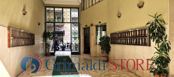 4 rooms Apartment in Naples, Italy No. 144088 14