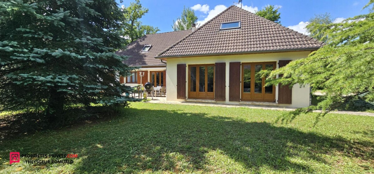 6 Schlafzimmer Haus in Courtenay, France, Nr. 317526