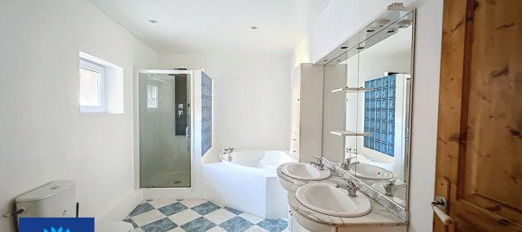 4 bedrooms House in Loiret, France No. 63041 9